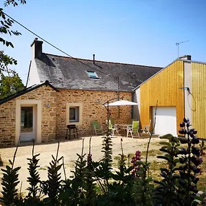 Maison Entre Campagne Et Hébergement de vacances Plonéour-Lanvern